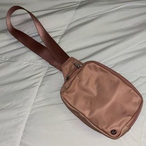 Lululemon Large 2L Pink Pastel Belt Bag
